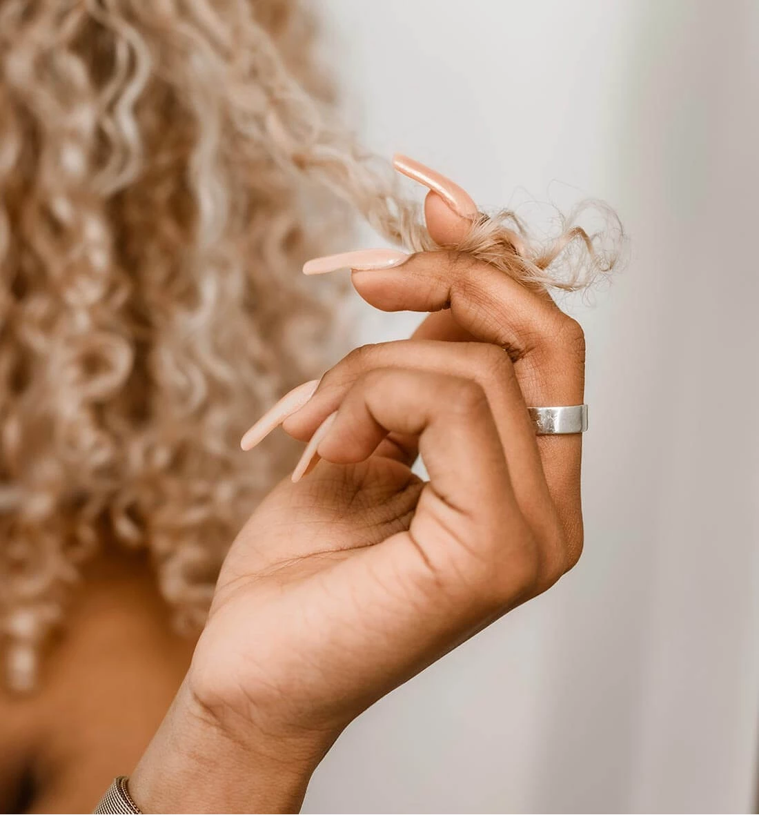 Lights Lacquer Introduces Spring 2022 Collection Lights Lacquer Introduces Spring 2022 Collection